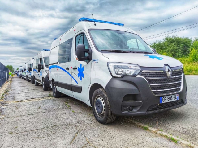 A short history of great work resulting in delivery of 11 ambulances to Ukraine