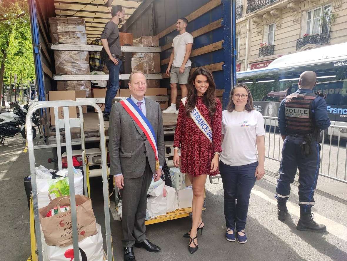 United by good deeds: humanitarian cargo was sent to Ukraine by Miss France