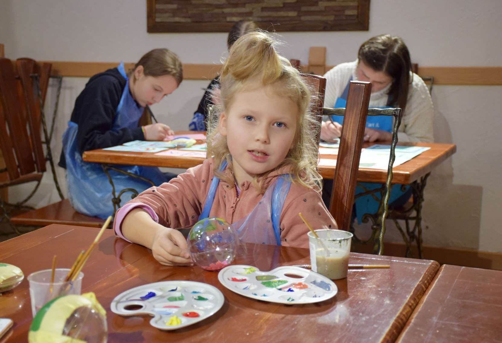 Sincere greetings in children’s handicrafts: master class in "PrykhystOk"