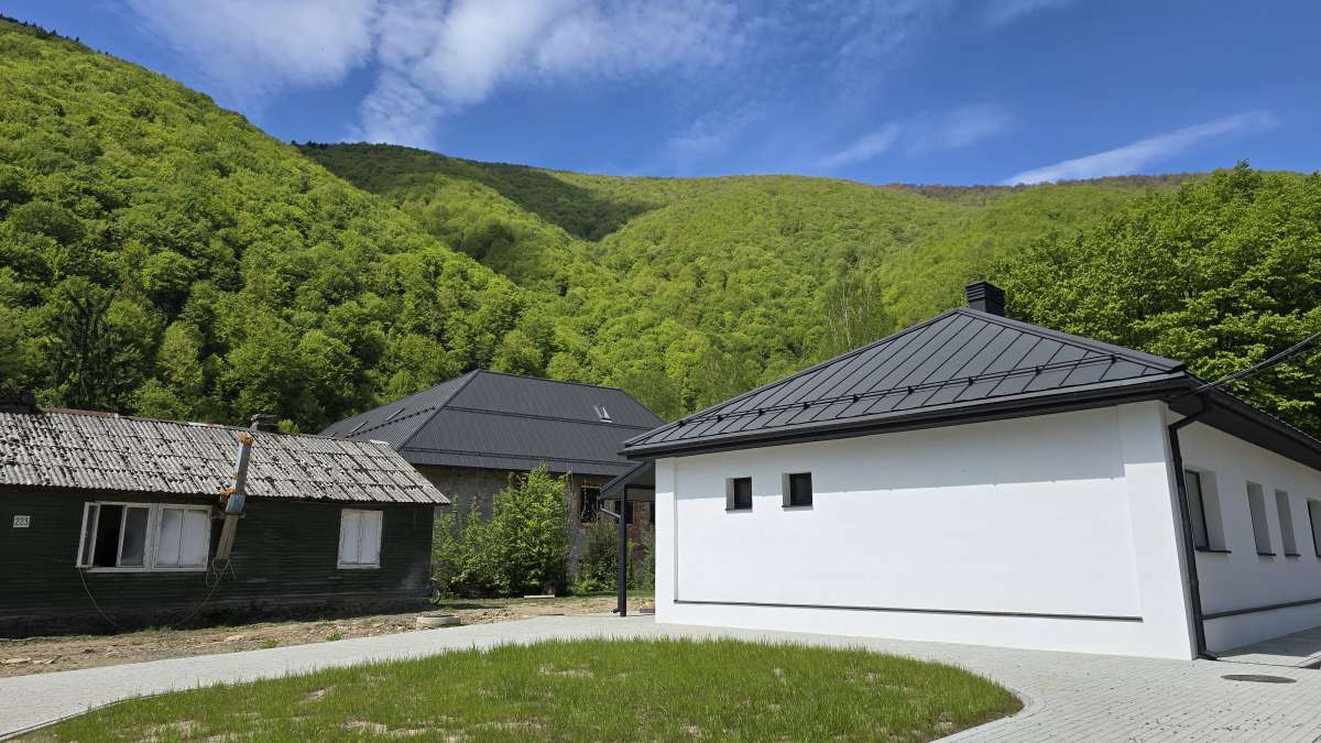 Work in Vilshany: new walls with new meaning